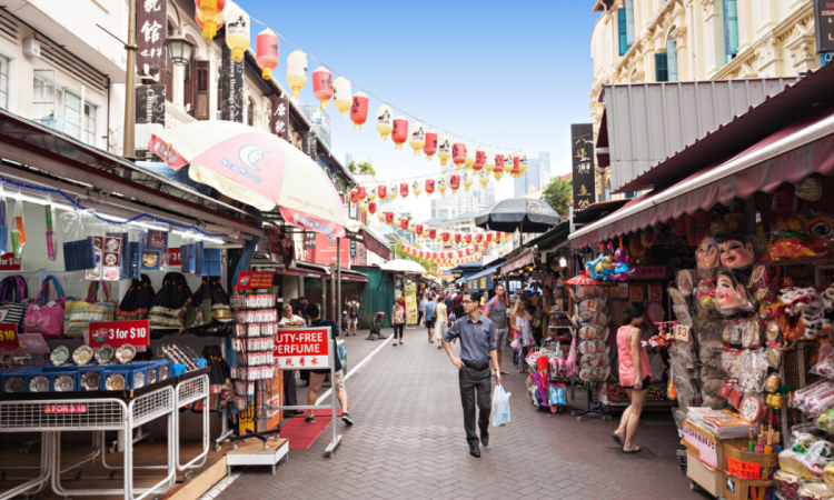 Top 15 Shopping Spots in Singapore: Must-Visit Stores!